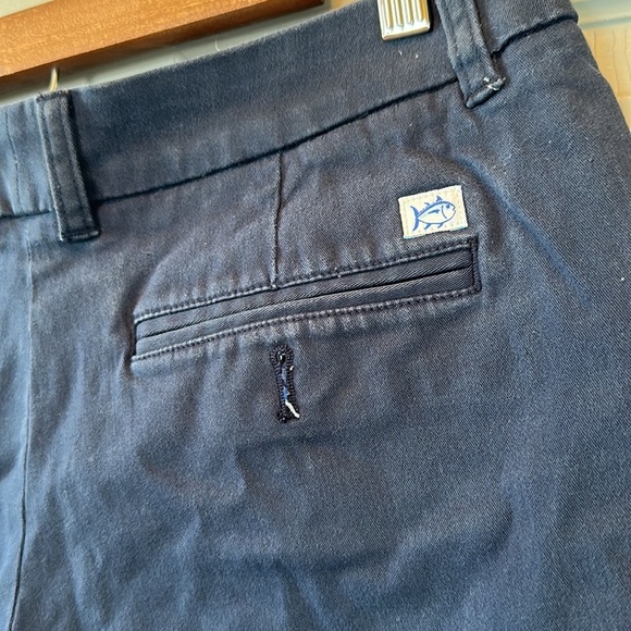 Southern Tide Leah Shorts - Picture 4 of 7